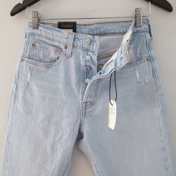 NWT Levis 501 Denim Jeans Size 26 Light Blue Wash High Rise Skinny Cropped - Picture 5 of 7